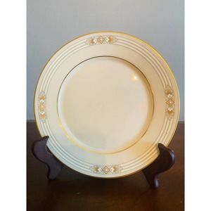 Vintage Lenox Metropolitan collection firelight bread and butter plate